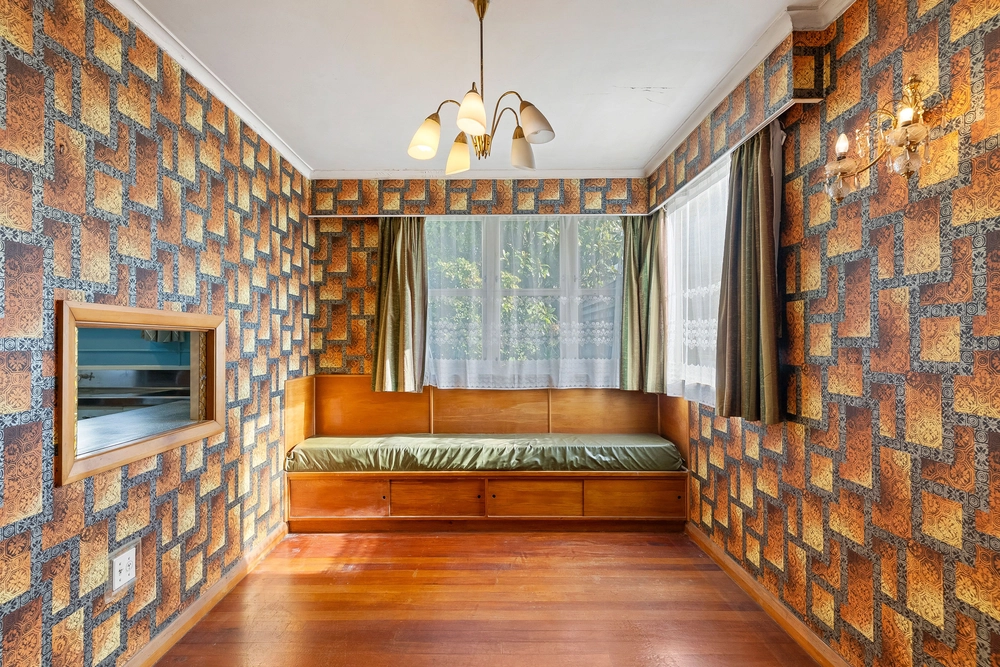 Photos of 9 Bassett Road