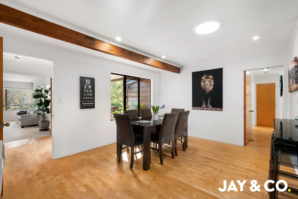Photos of 10 Thorps Quarry Road