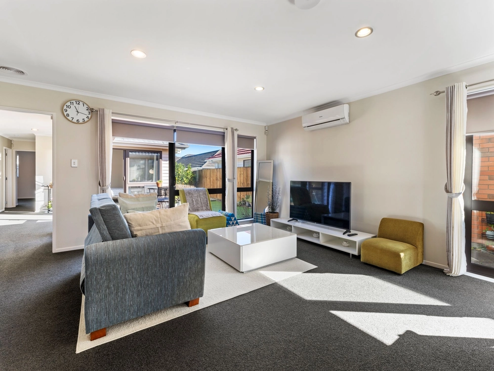 Photos of 34 Tarapiroe Avenue