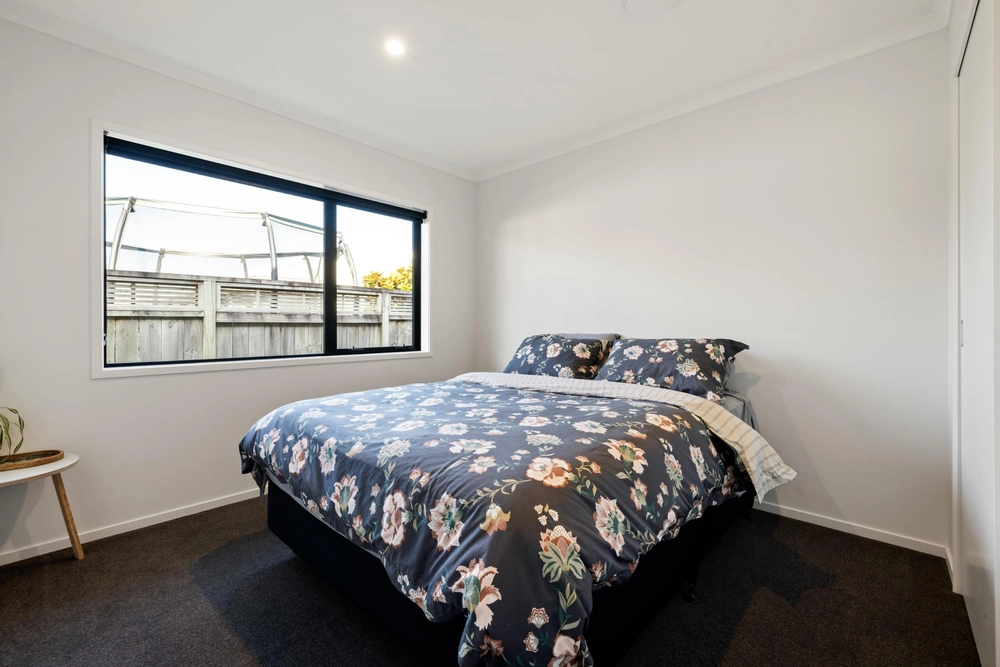 Photos of 23 Kingdon Street