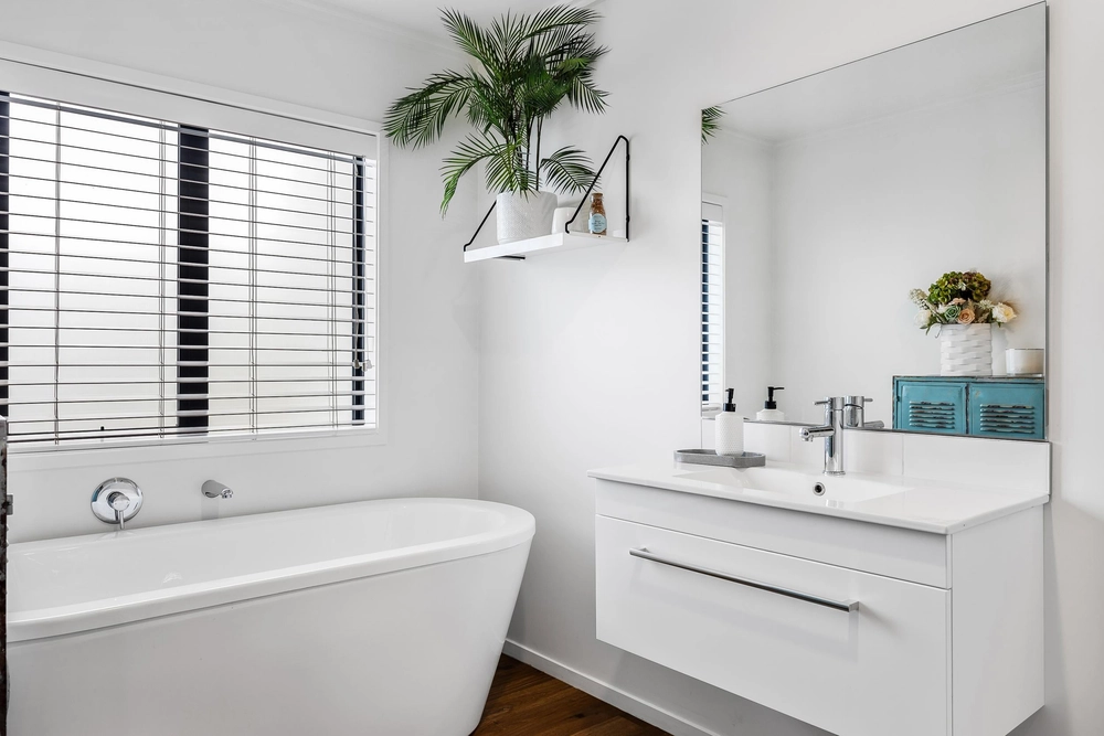 Photos of 18 Warwick Road