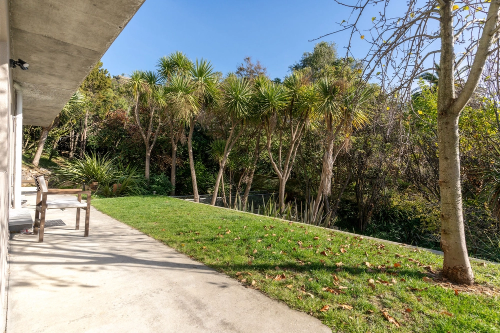 Photos of 111 Richmond Hill Road