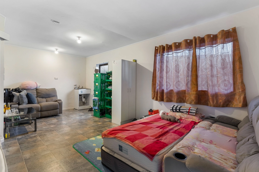 Photos of 34 Saint Annes Crescent