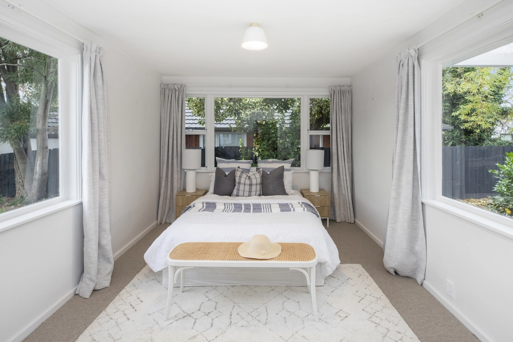 Photos of 36 Eveleyn Couzins Avenue
