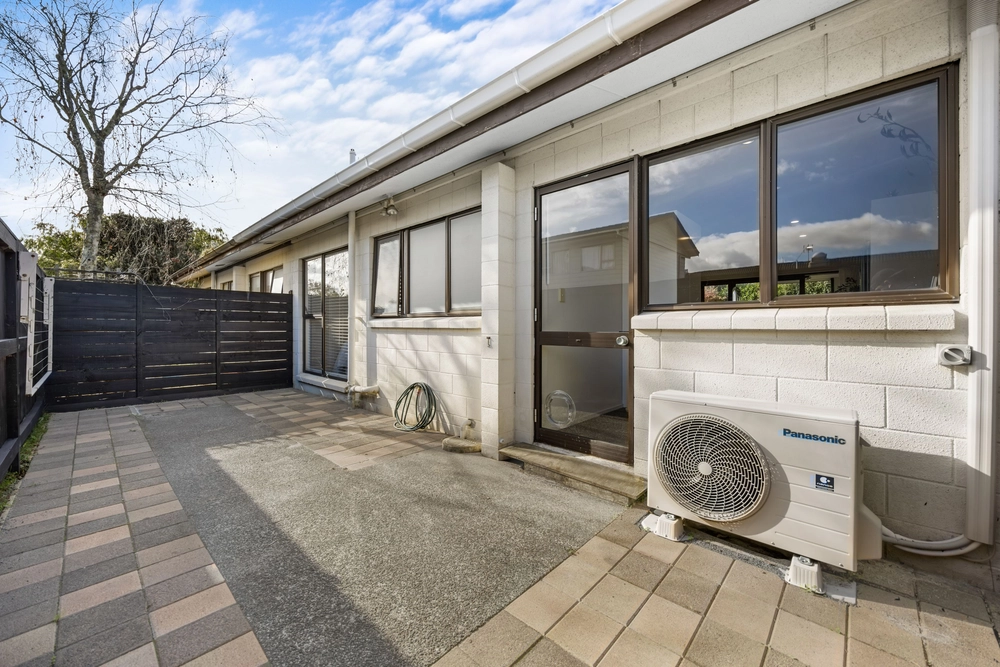 Photos of 2/14 Longford Street