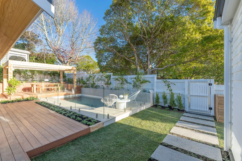Photos of 122 Crummer Road