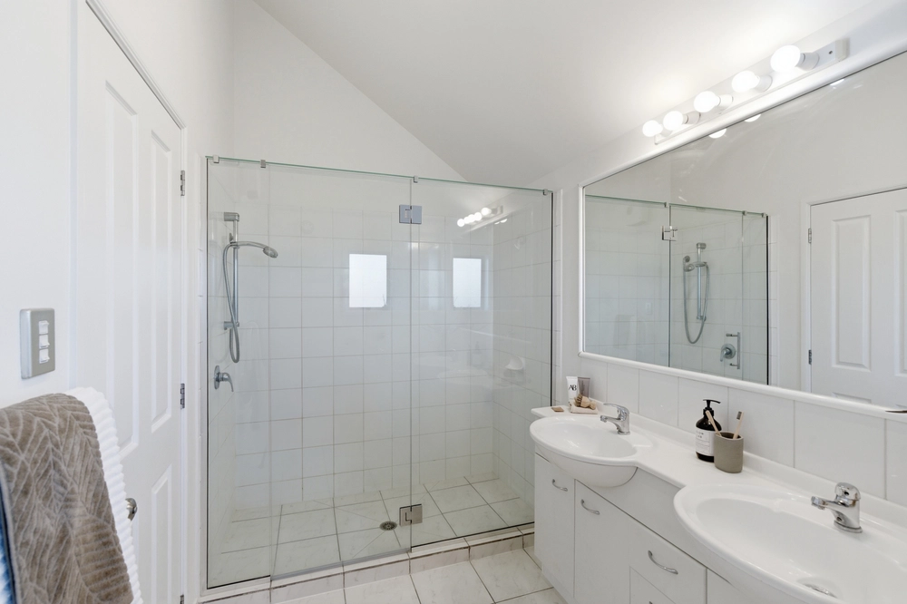 Photos of 49 Bibiana Street