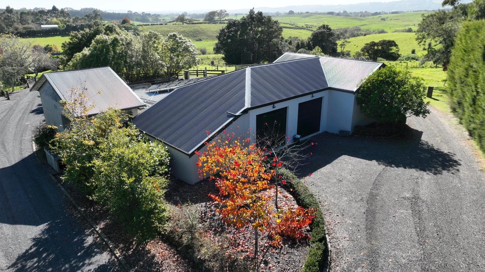 Photos of 333 Tuhimata Road
