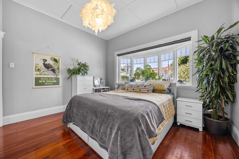Photos of 17 Tamaki Avenue
