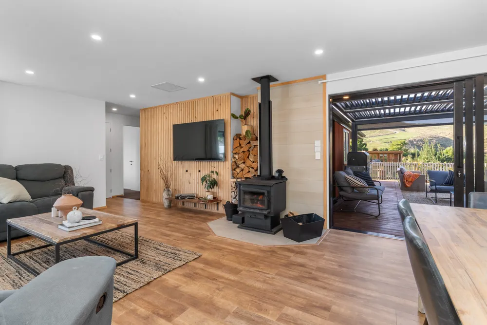 Photos of 14 Minsons Lane