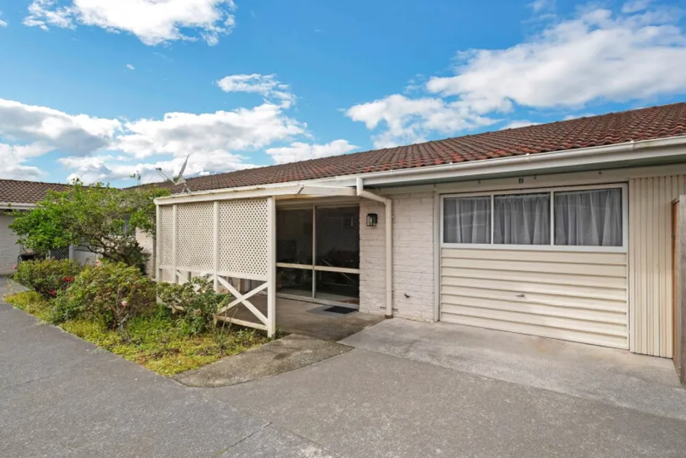 Photos of 2/105 Coronation Road