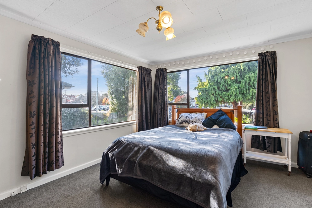 Photos of 72 Middleton Road