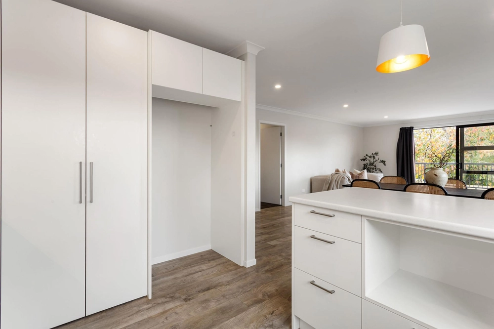 Photos of 52B Rolleston Street