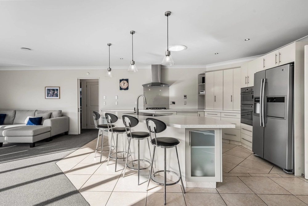 Photos of 19 Magnolia Boulevard
