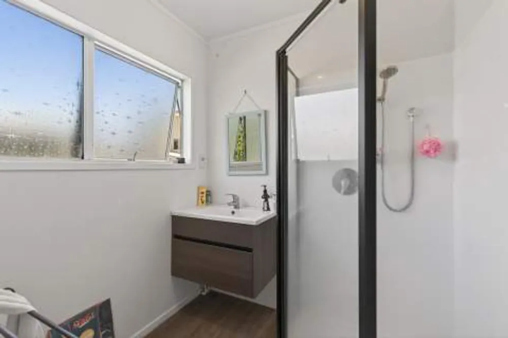 Photos of 21 Jonathon Street