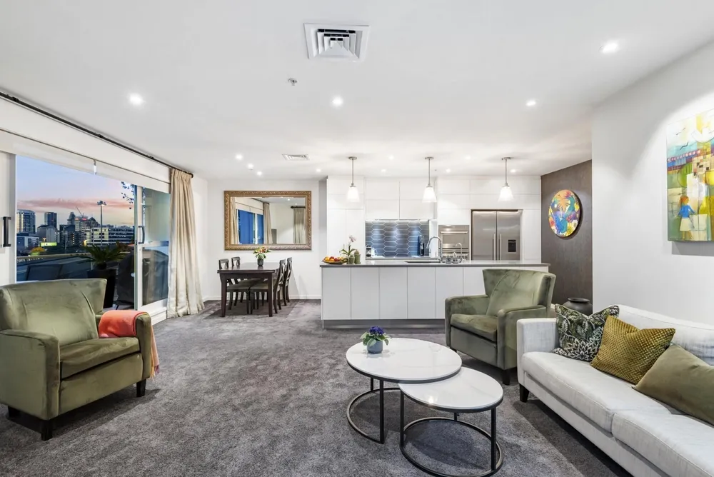Photos of GA/8 Howe Street