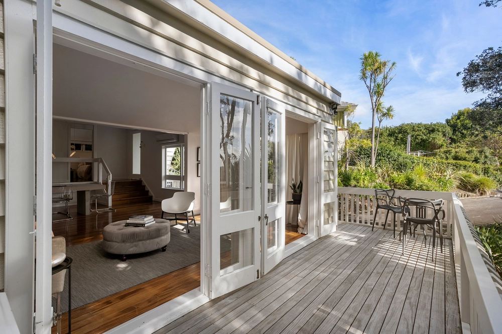 Photos of 1/289 St Heliers Bay Road