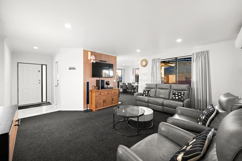Photos of 9 Wembley Close