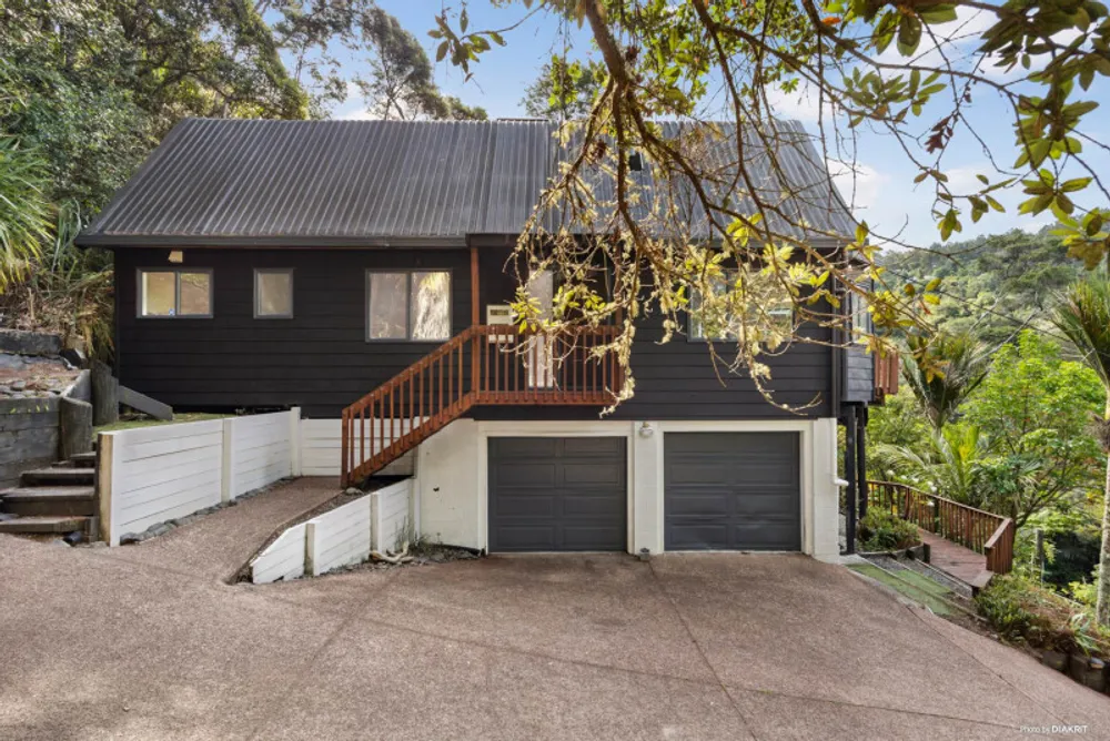 Photos of 30 Wood Bay Road