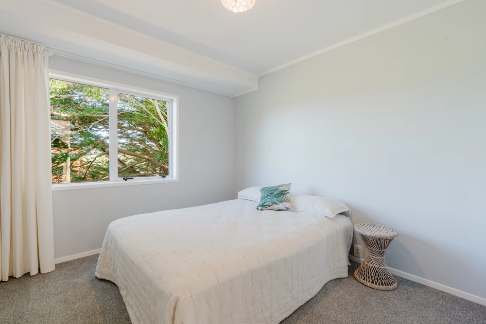 Photos of 1524 Te Pahu Road