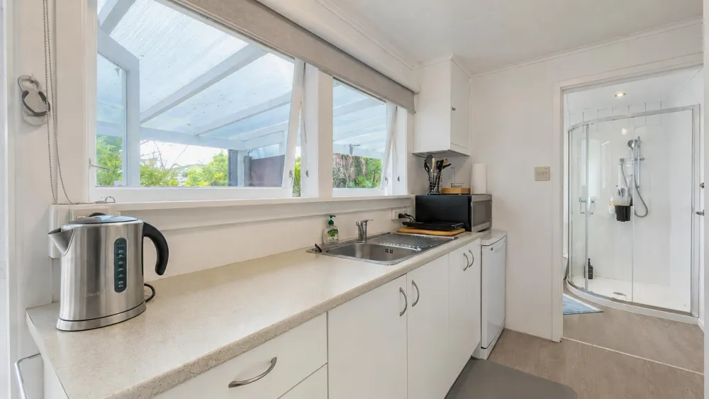 Photos of 10 Tatahi Street
