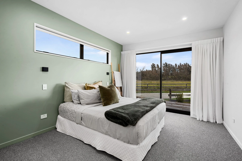 Photos of 128 Wallers Road