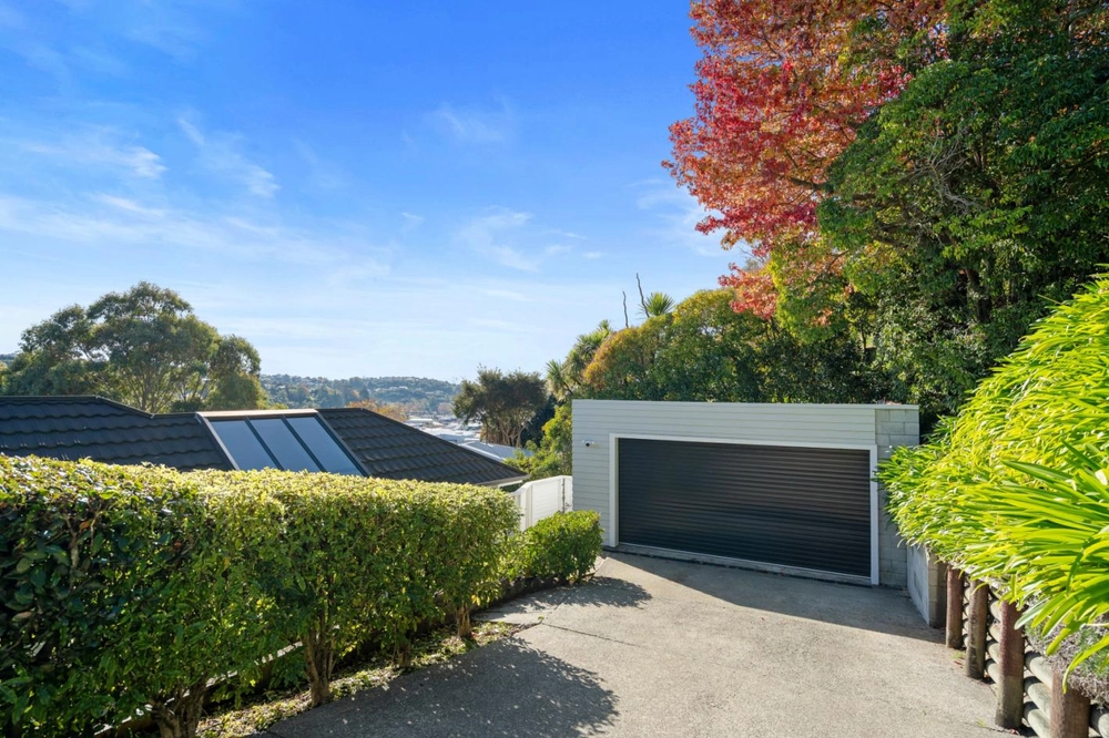 Photos of 2 Konini Street
