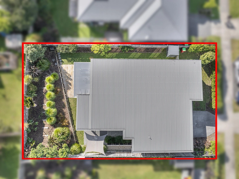 Photos of 26 Kukuwai Avenue