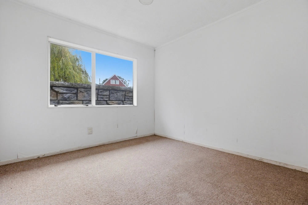 Photos of 53D Esmeralda Street