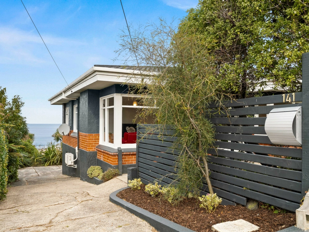 Photos of 141 Easther Crescent