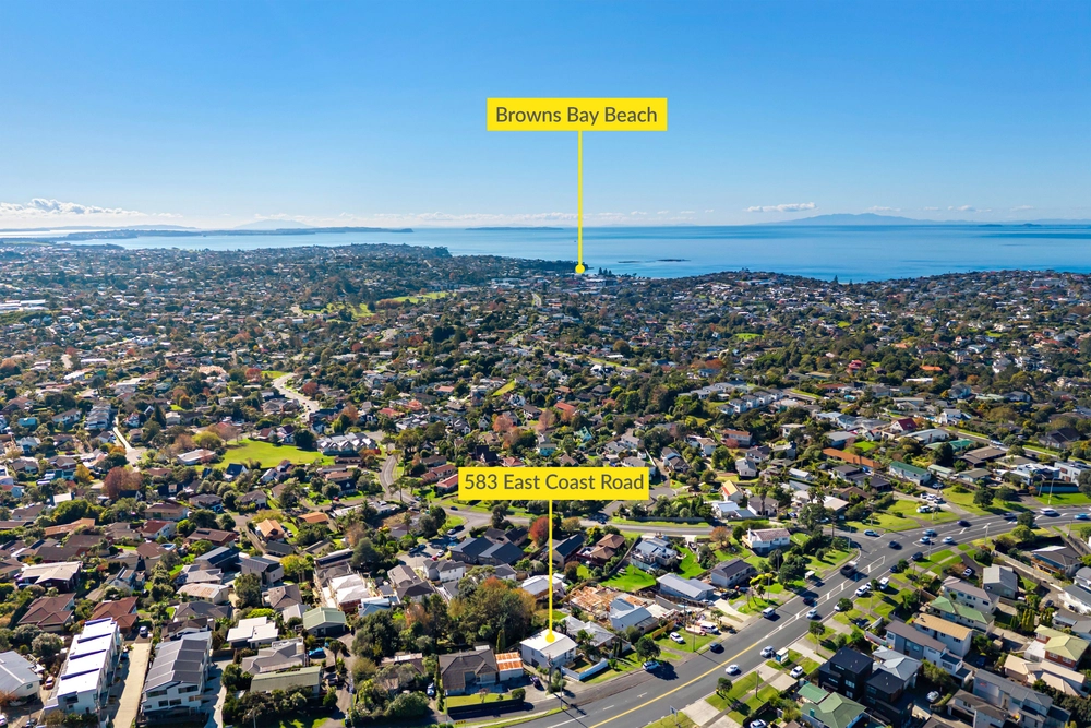 Photos of 583 East Coast Road