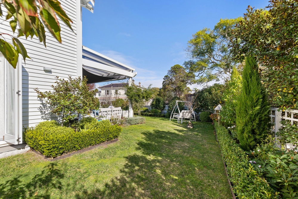 Photos of 87 St Heliers Bay Road