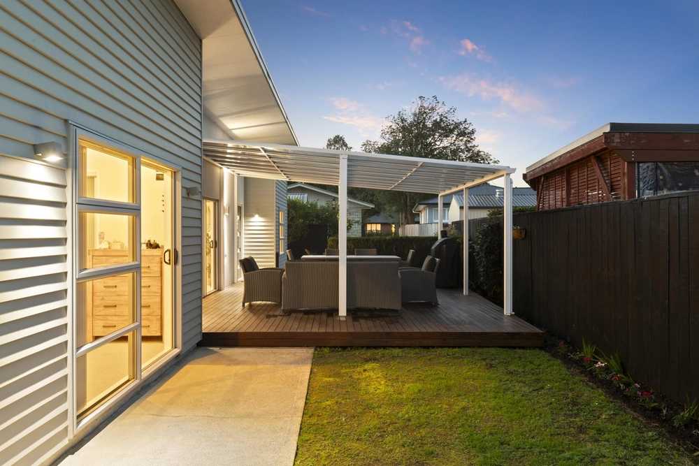 Photos of 54A George Crescent