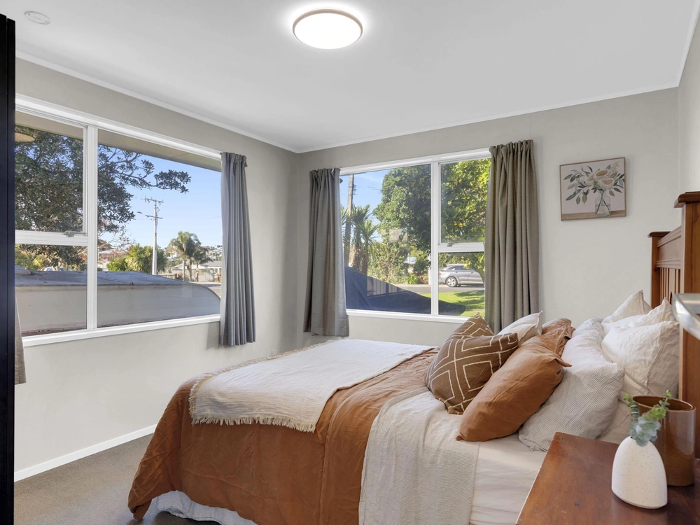 Photos of 42B Wallis Street