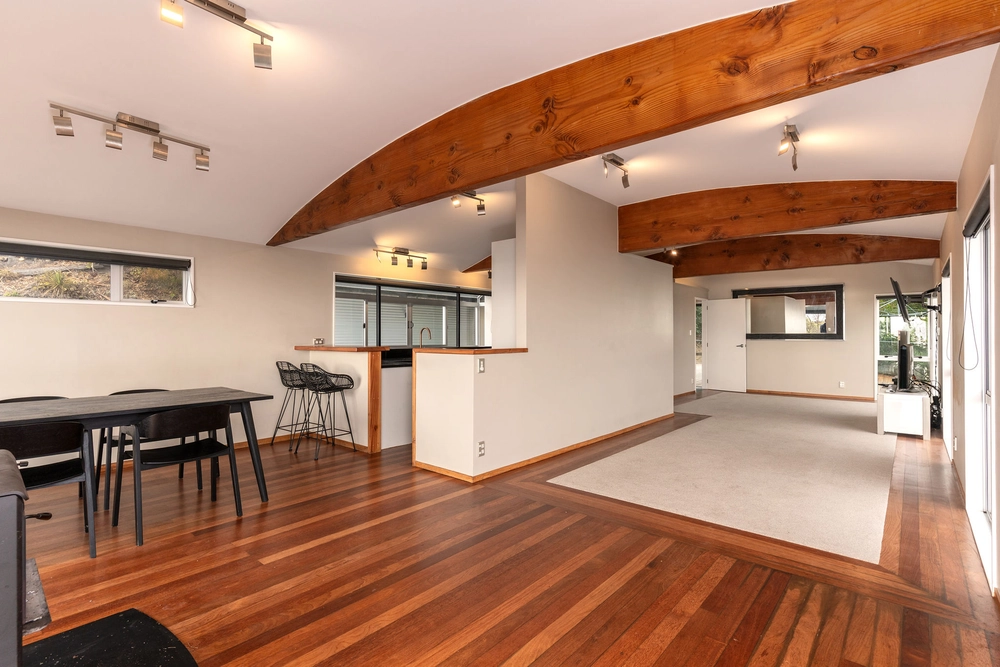 Photos of 111 Richmond Hill Road
