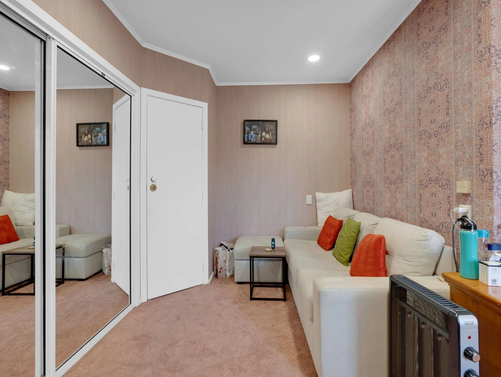 Photos of 104 Poaka Avenue