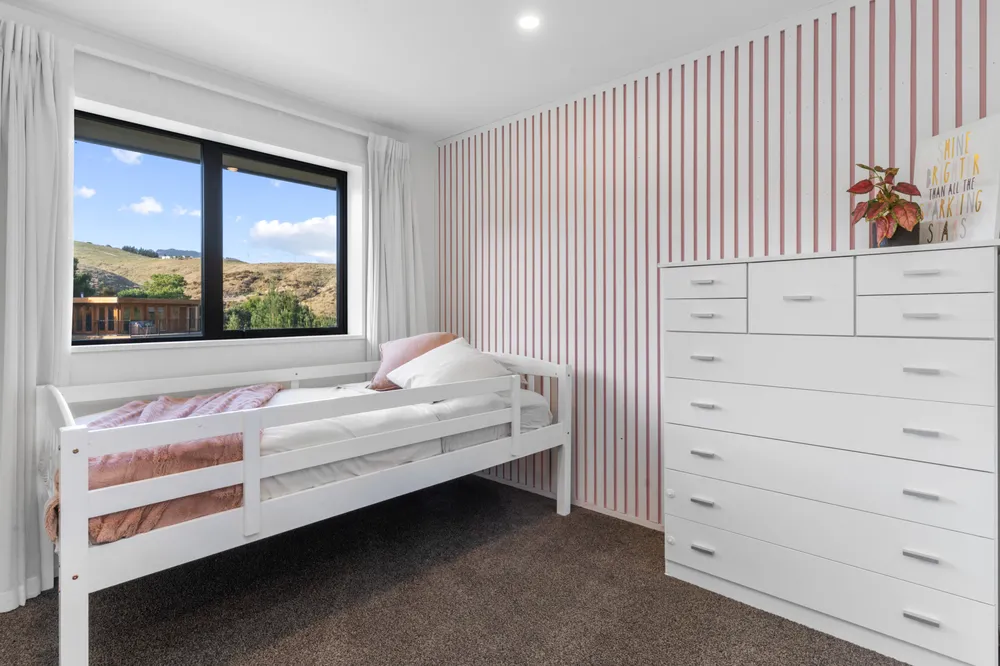 Photos of 14 Minsons Lane