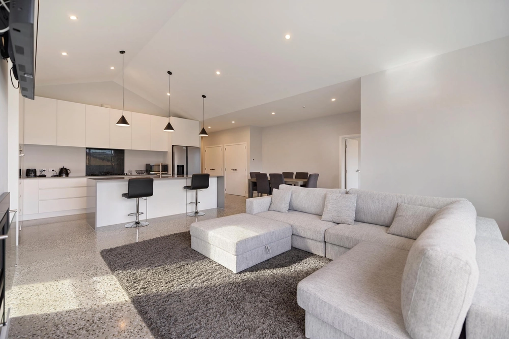 Photos of 11 Coopworth Road, Hanley's Farm