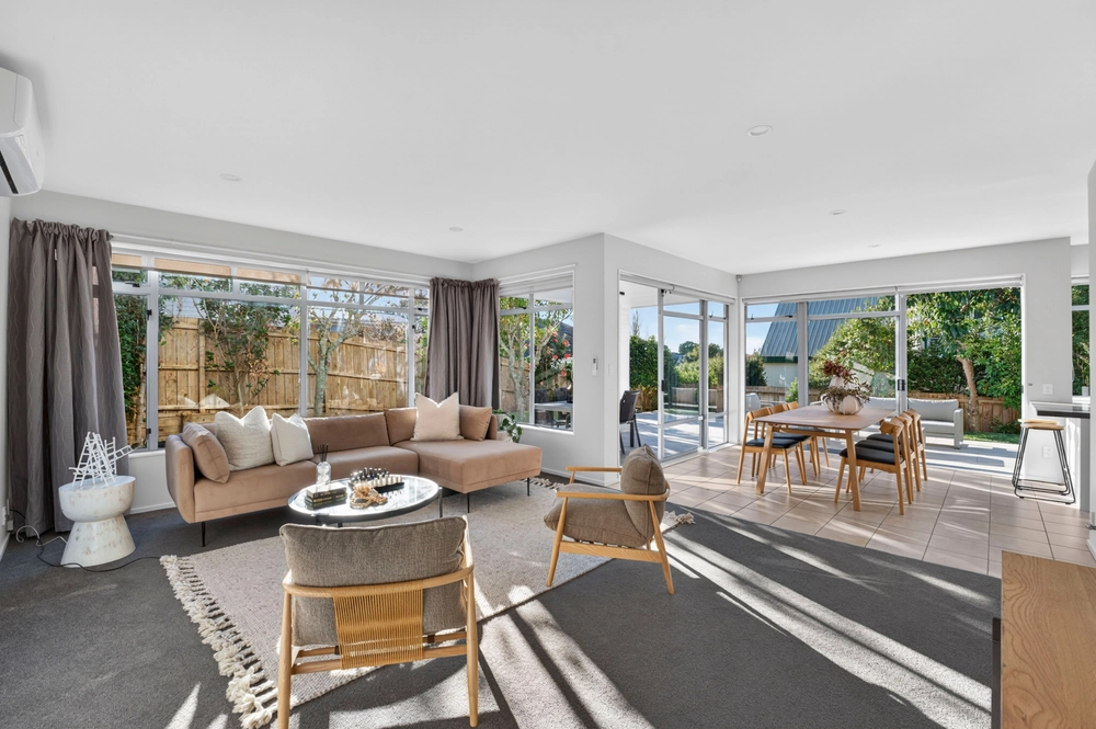 Photos of 20B Ballin Street