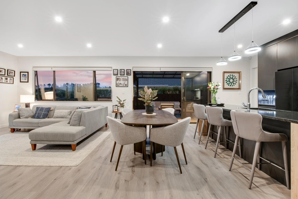 Photos of 22 Takurua Terrace