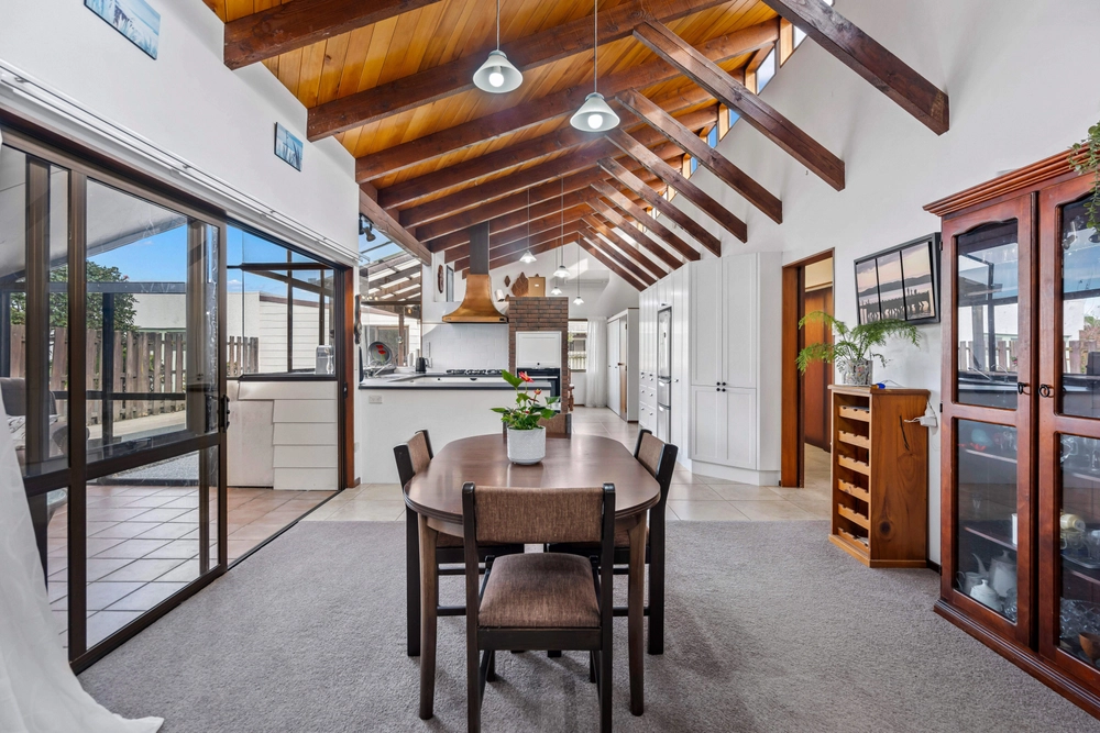 Photos of 41 Churchill Street