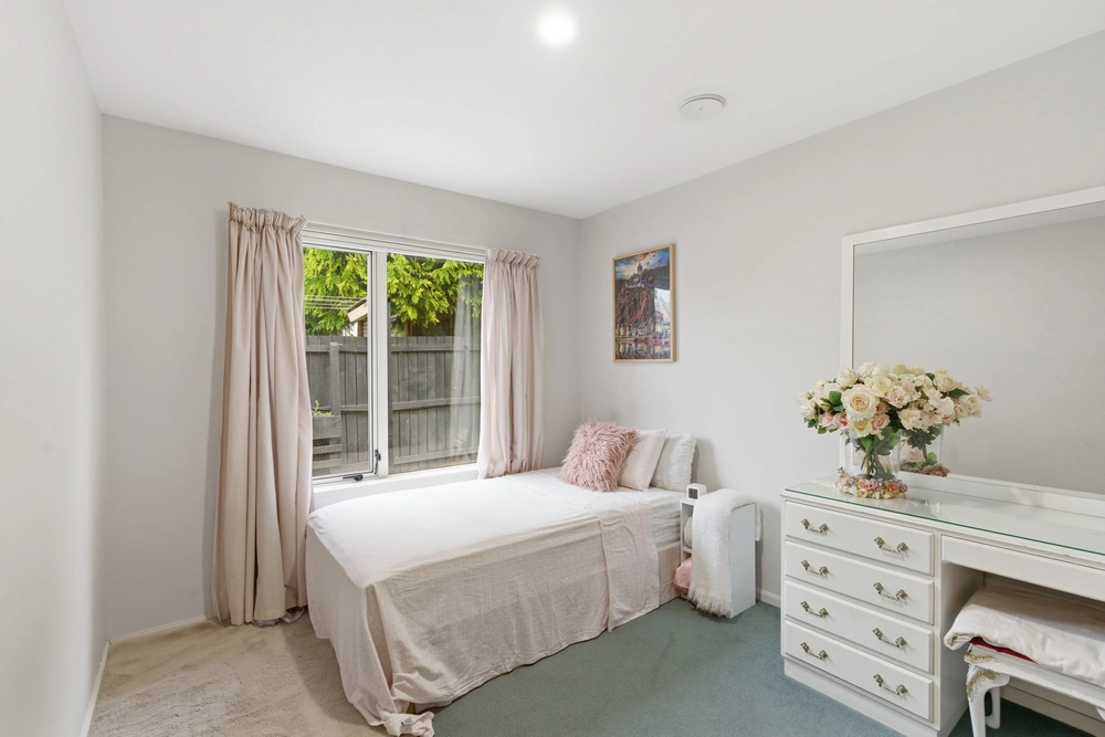 Photos of 18 Harvard Avenue