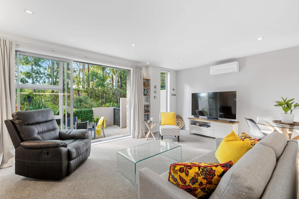 Photos of 337 Millwater Parkway