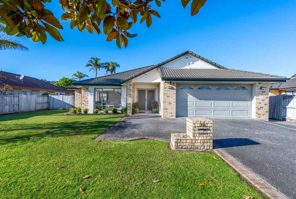 Photos of 218 Kilkenny Drive