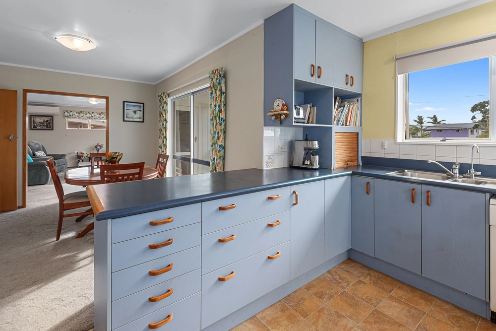 Photos of 16 Sorrento Street