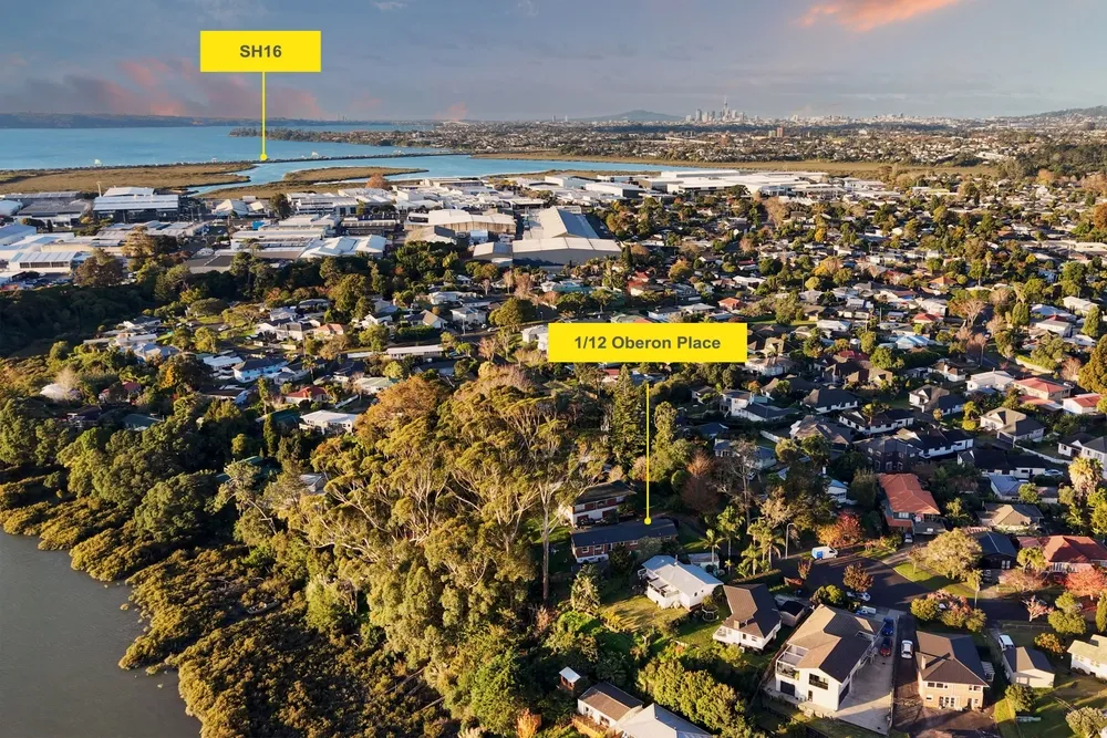 Photos of 1/12 Oberon Place