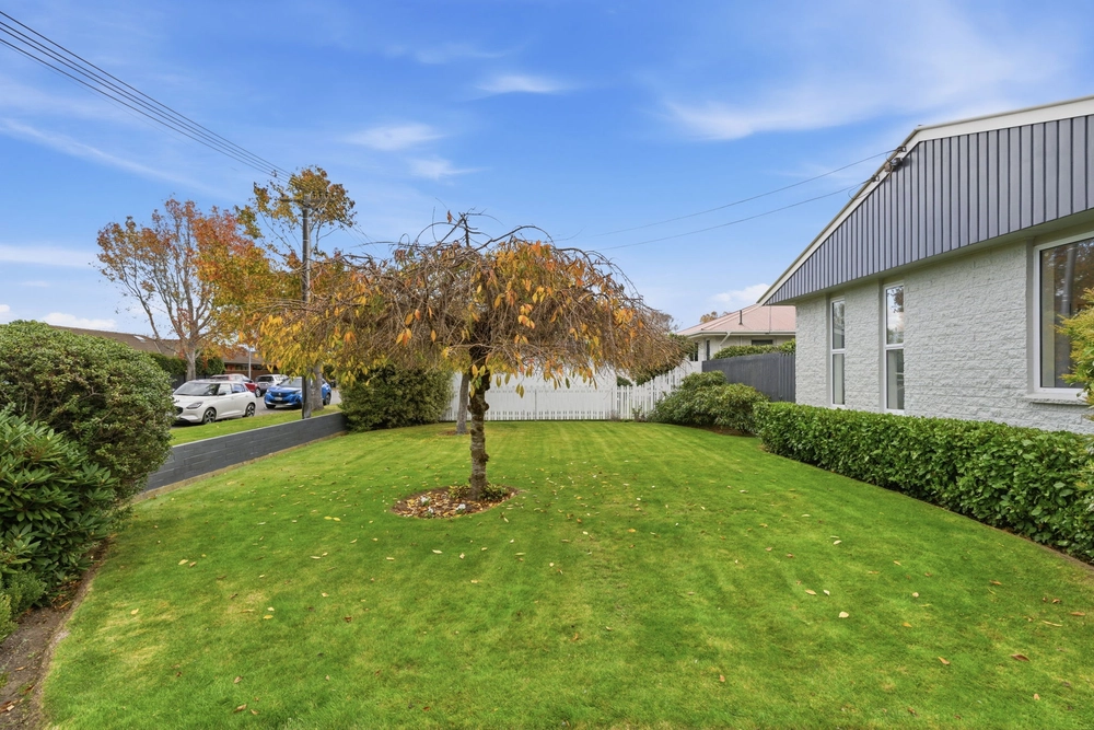 Photos of 72 Merrin Street