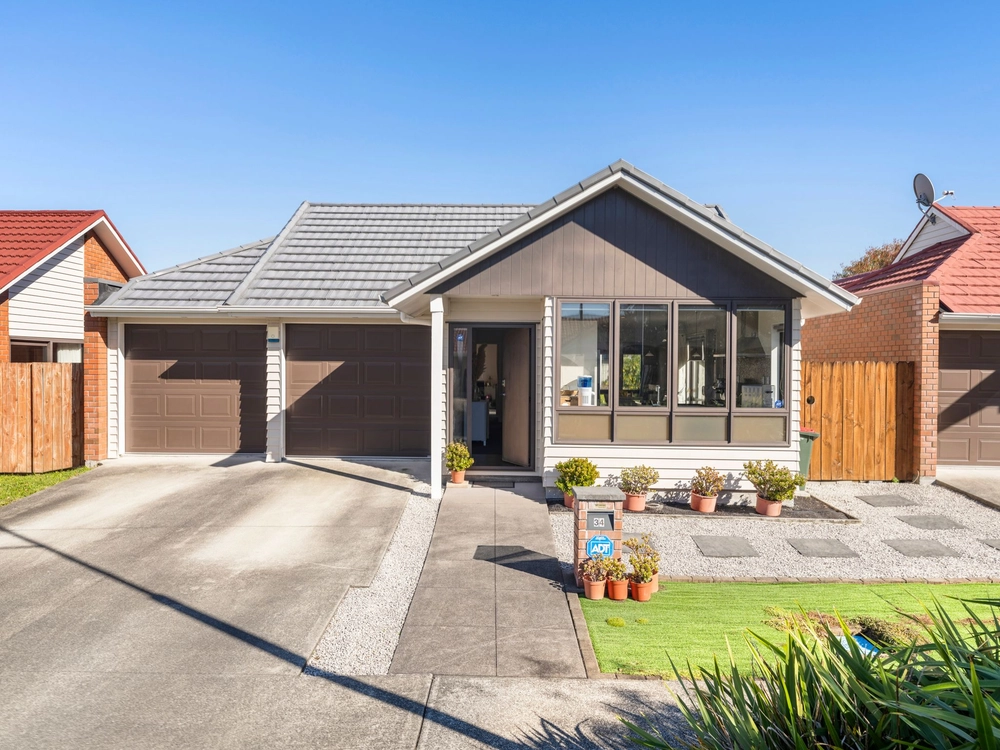 Photos of 34 Tarapiroe Avenue