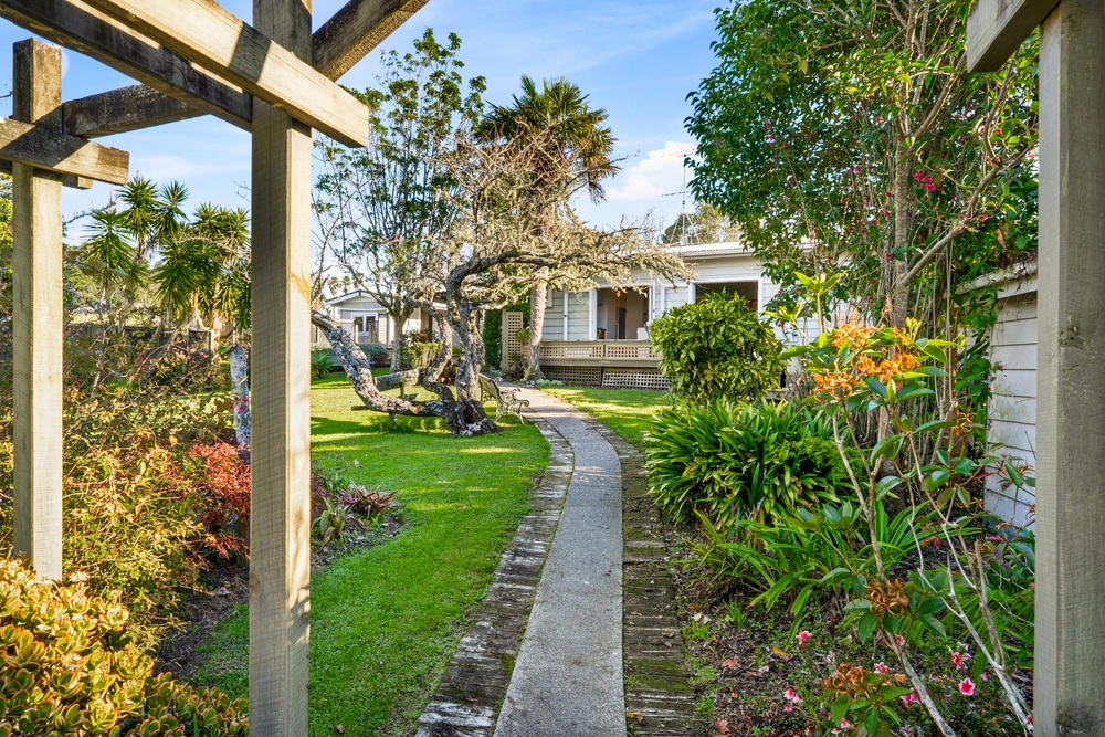 Photos of 391 Pine Valley Road