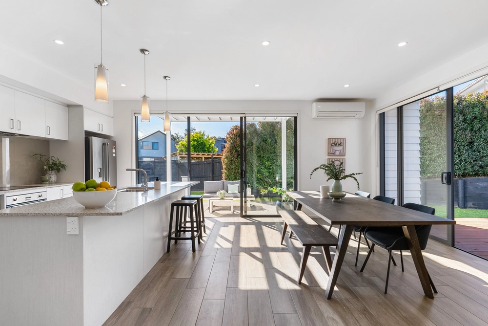 Photos of 16 Radcliffe Street